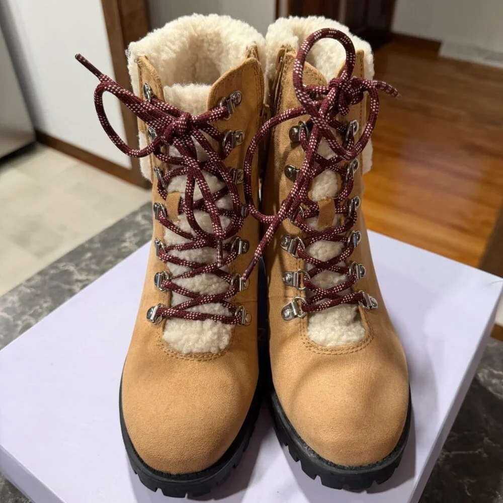 NEW Madden Girl Hayess Faux-Fur Hiker Booties - Picture 1 of 10